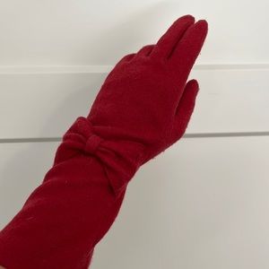 Red Ralph Lauren gloves